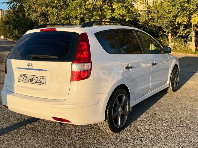 Toyota Corolla 2011, 154,000 km - 1.4 л - Bakı