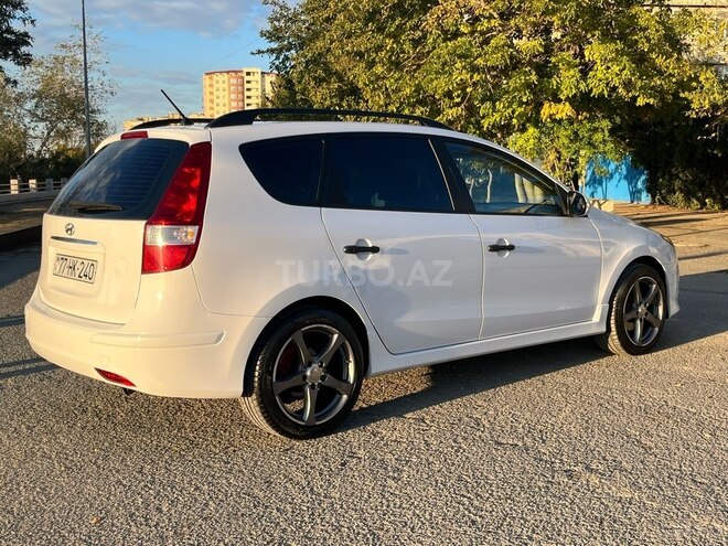 Toyota Corolla 2011, 154,000 km - 1.4 л - Bakı