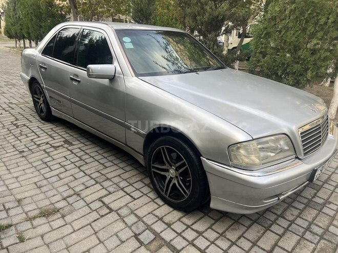 Mercedes C 220 1995, 389,000 km - 2.2 l - Sumqayıt