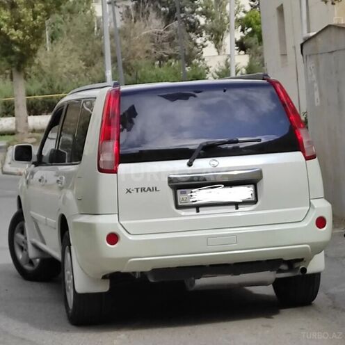 Nissan X-Trail 2004, 215,000 km - 2.0 l - Bakı
