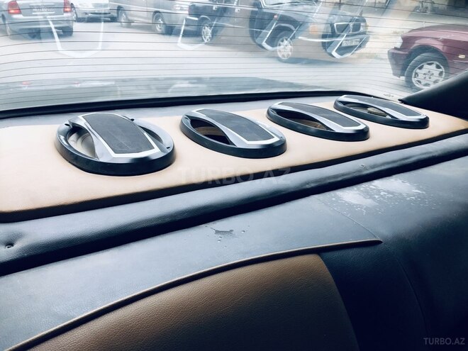 Mercedes E 200 1990, 241,041 km - 2.0 l - Sumqayıt