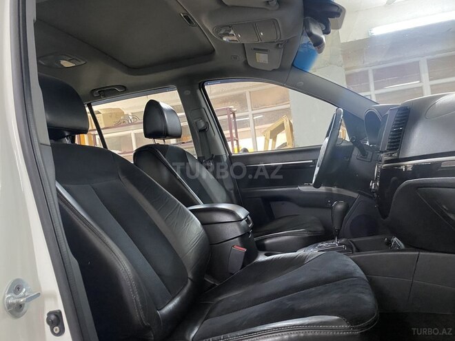 Hyundai Santa Fe 2009, 179,000 km - 2.2 l - Bakı