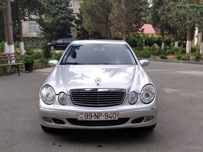 Mercedes E 270 2002, 287,000 km - 2.7 l - Bakı