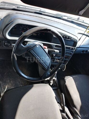 LADA (VAZ) 2115 2010, 310,000 km - 1.6 л - Yevlax