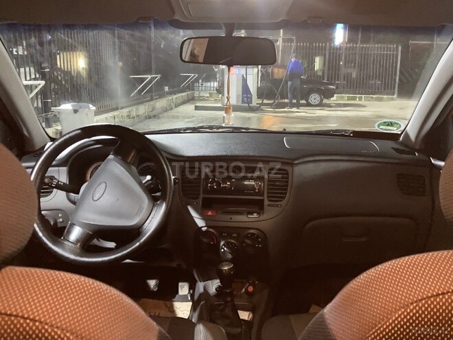 Kia Rio 2006, 196,000 km - 1.4 l - Qusar