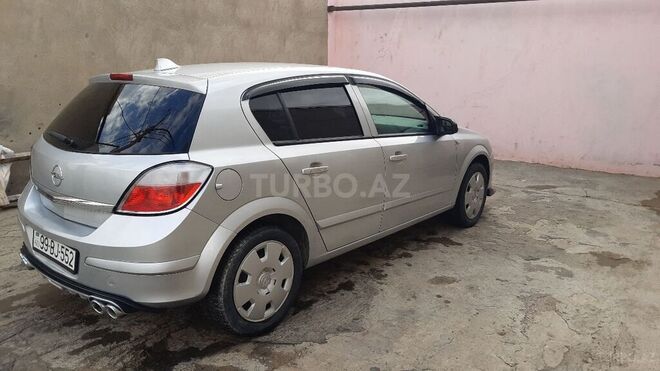 Opel Astra 2004, 150,000 km - 1.4 l - Bakı