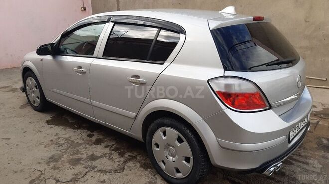 Opel Astra 2004, 150,000 km - 1.4 l - Bakı