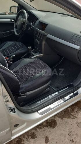 Opel Astra 2004, 150,000 km - 1.4 l - Bakı
