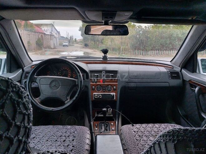 Mercedes C 200 1994, 235,212 km - 2.0 l - Bakı