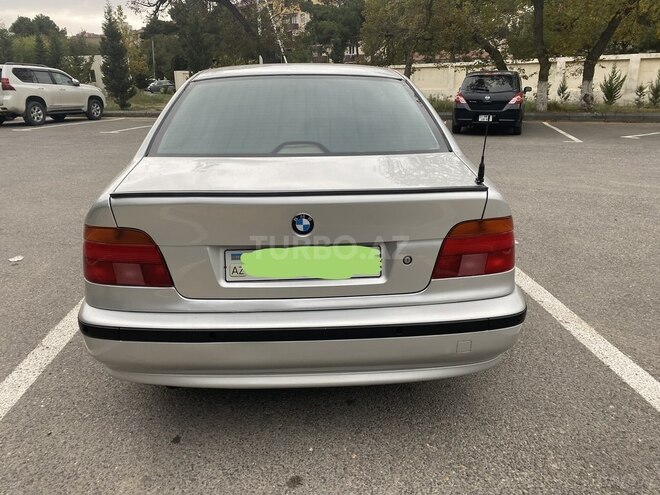 BMW 528 1999, 199,000 km - 2.8 l - Xırdalan