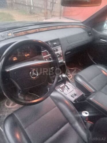 Mercedes C 230 2000, 28,200 km - 2.3 л - Bakı
