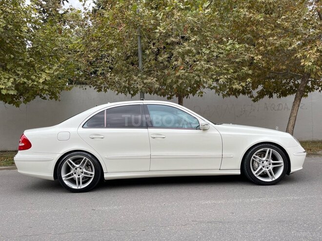 Mercedes E 320 2002, 257,000 km - 3.2 l - Bakı