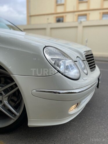 Mercedes E 320 2002, 257,000 km - 3.2 l - Bakı