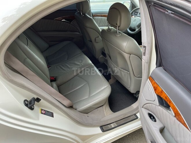 Mercedes E 320 2002, 257,000 km - 3.2 l - Bakı