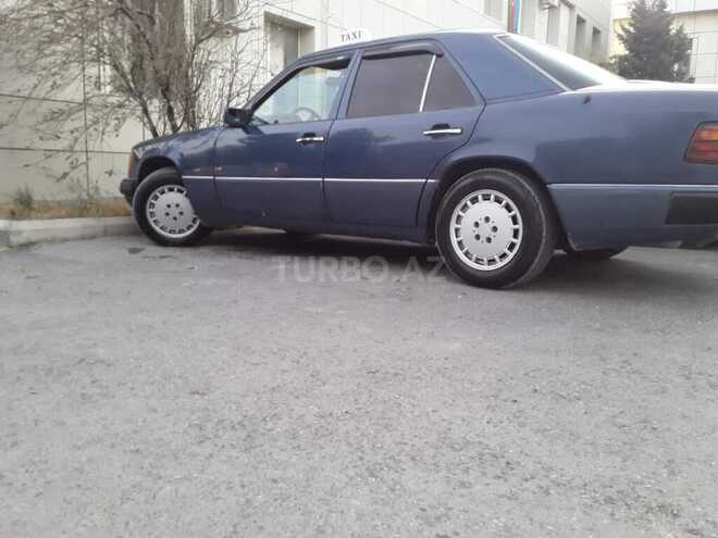 Mercedes 190 1990, 242 km - 2.0 л - Bakı
