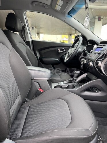 Hyundai ix35 2015, 87,000 km - 2.0 л - Bakı
