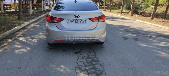 Hyundai Elantra 2013, 297,729 km - 1.8 l - Şirvan