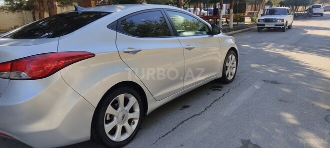Hyundai Elantra 2013, 297,729 km - 1.8 l - Şirvan
