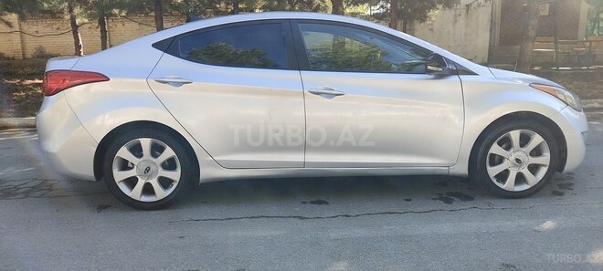 Hyundai Elantra 2013, 297,729 km - 1.8 l - Şirvan