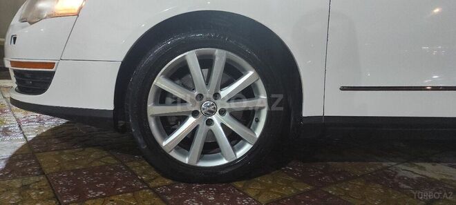 Volkswagen Passat 2010, 219,000 km - 2.0 l - Bakı