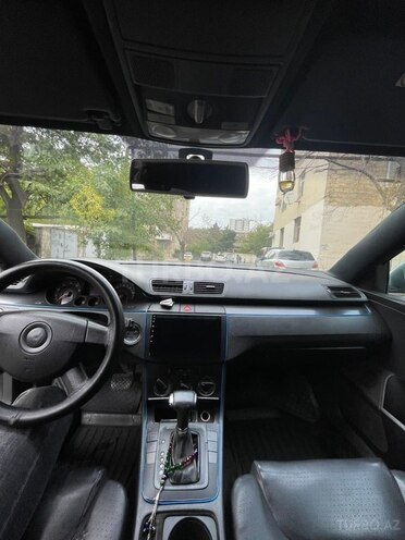 Volkswagen Passat 2005, 252,000 km - 2.0 l - Bakı