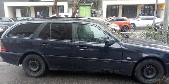Mercedes C 220 1999, 188,000 km - 2.0 l - Bakı