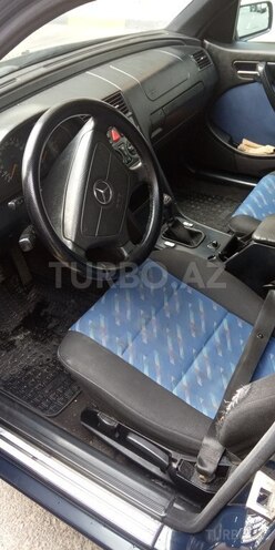 Mercedes C 220 1999, 188,000 km - 2.0 l - Bakı