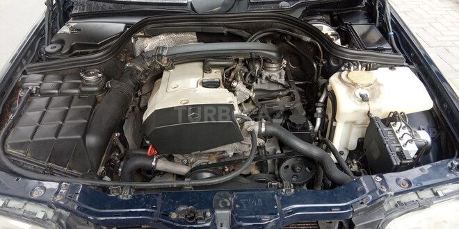 Mercedes C 220 1999, 188,000 km - 2.0 l - Bakı