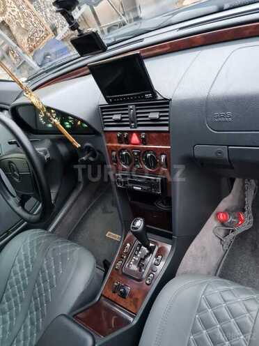 Mercedes C 180 1998, 260,890 km - 1.8 l - Bakı