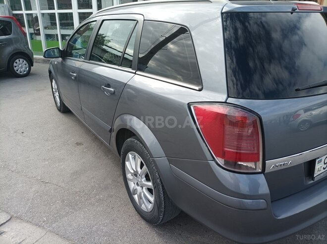 Opel Astra 2005, 261,000 km - 1.9 l - Bakı