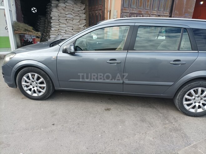 Opel Astra 2005, 261,000 km - 1.9 l - Bakı
