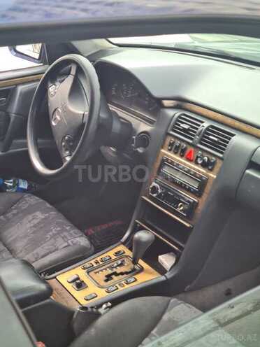 Mercedes E 280 1998, 427,000 km - 2.8 l - Bakı