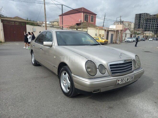 Mercedes E 200 1998, 582,000 km - 2.0 l - Bakı