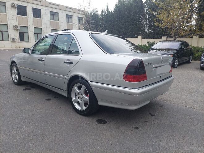 Mercedes C 230 1997, 304,000 km - 2.3 l - Bakı