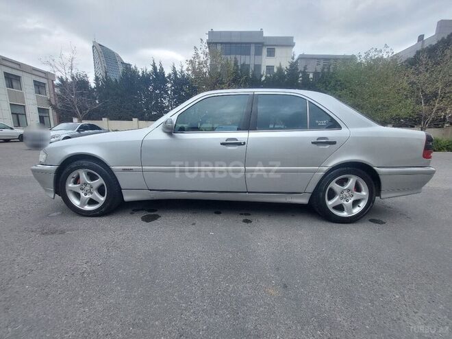 Mercedes C 230 1997, 304,000 km - 2.3 l - Bakı