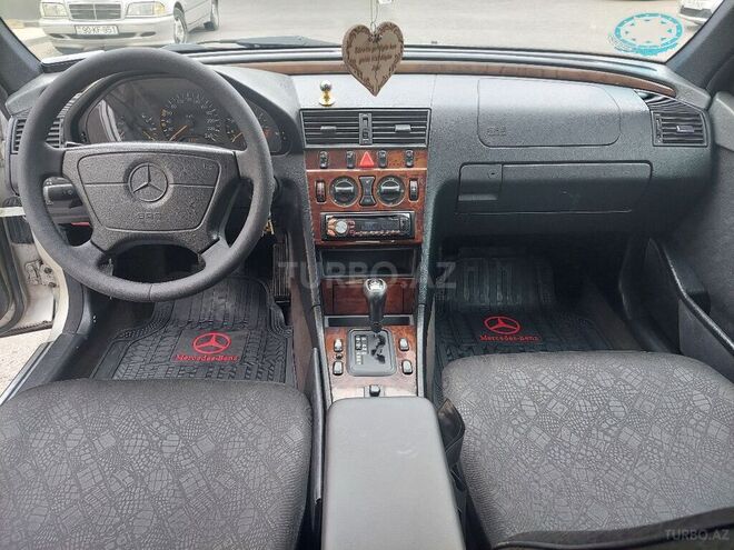 Mercedes C 230 1997, 304,000 km - 2.3 l - Bakı