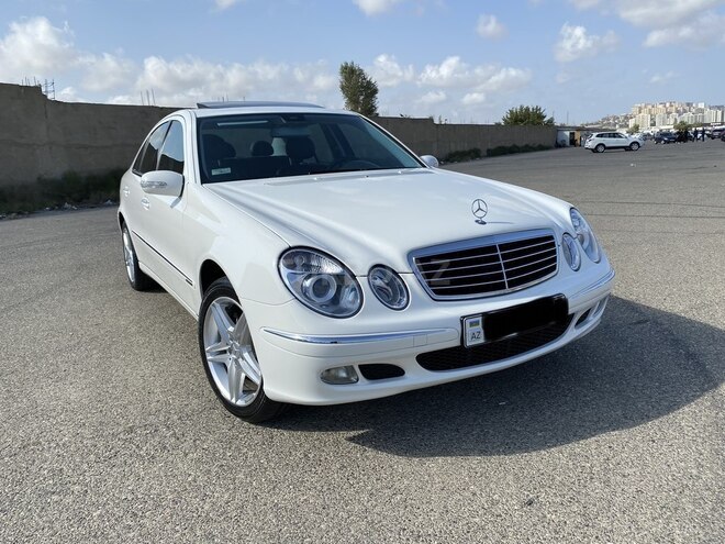 Mercedes E 320 2002, 281,000 km - 3.2 l - Bakı