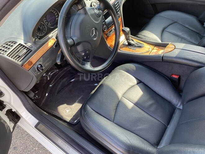 Mercedes E 320 2002, 281,000 km - 3.2 l - Bakı
