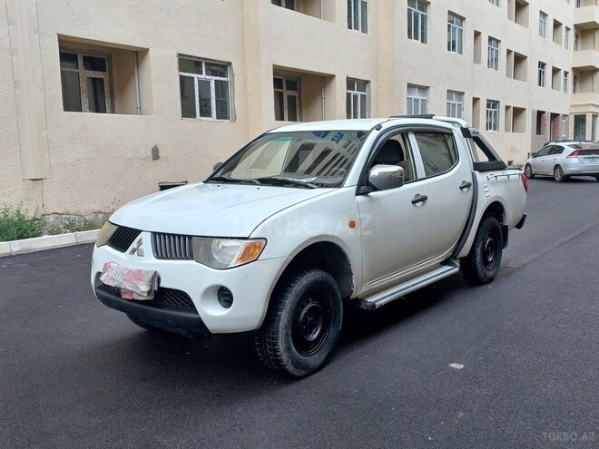 Mitsubishi L200 2006, 461,000 km - 2.4 l - Bakı