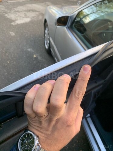 Mercedes E 220 2001, 490,000 km - 2.2 л - İsmayıllı