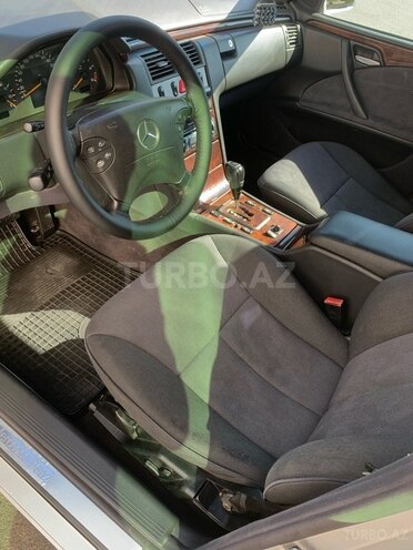 Mercedes E 220 2001, 490,000 km - 2.2 л - İsmayıllı