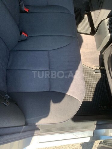 Mercedes E 220 2001, 490,000 km - 2.2 л - İsmayıllı