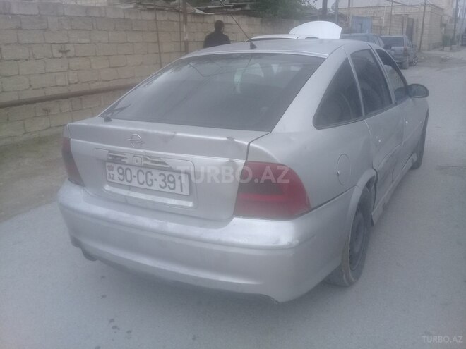 Opel Vectra 1999, 160,000 km - 2.0 л - Sumqayıt
