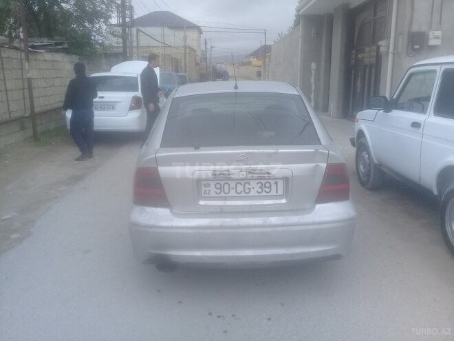 Opel Vectra 1999, 160,000 km - 2.0 л - Sumqayıt