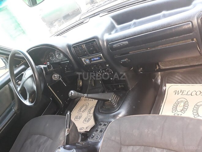 GAZ 31105 2005, 189,600 km - 2.4 l - Bakı