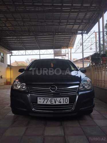 Opel Astra 2009, 192,000 km - 1.3 l - Salyan