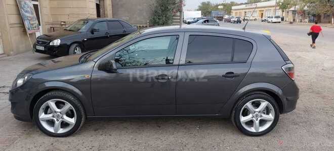 Opel Astra 2009, 192,000 km - 1.3 l - Salyan