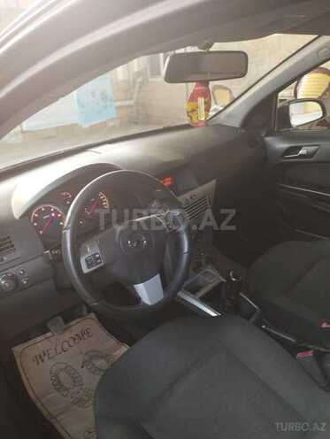 Opel Astra 2009, 192,000 km - 1.3 l - Salyan