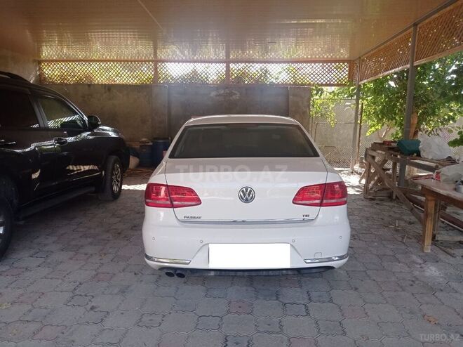Volkswagen Passat 2012, 290,000 km - 2.0 l - Bakı