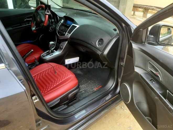 Chevrolet Cruze 2011, 149,912 km - 1.4 l - Şirvan